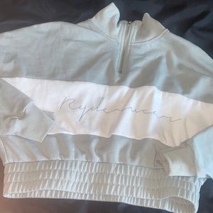 Ryderwear Mint Green Crop Sweatshirt Medium